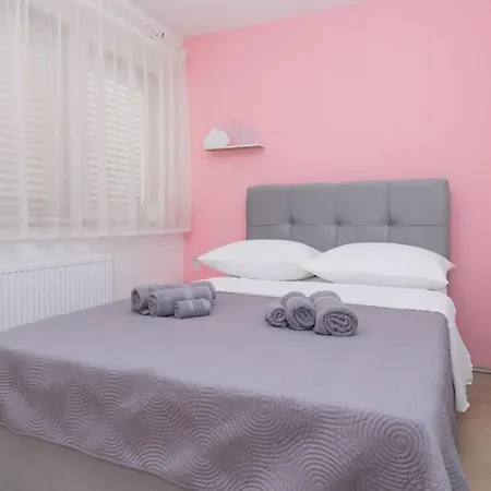 Tajo Villa *